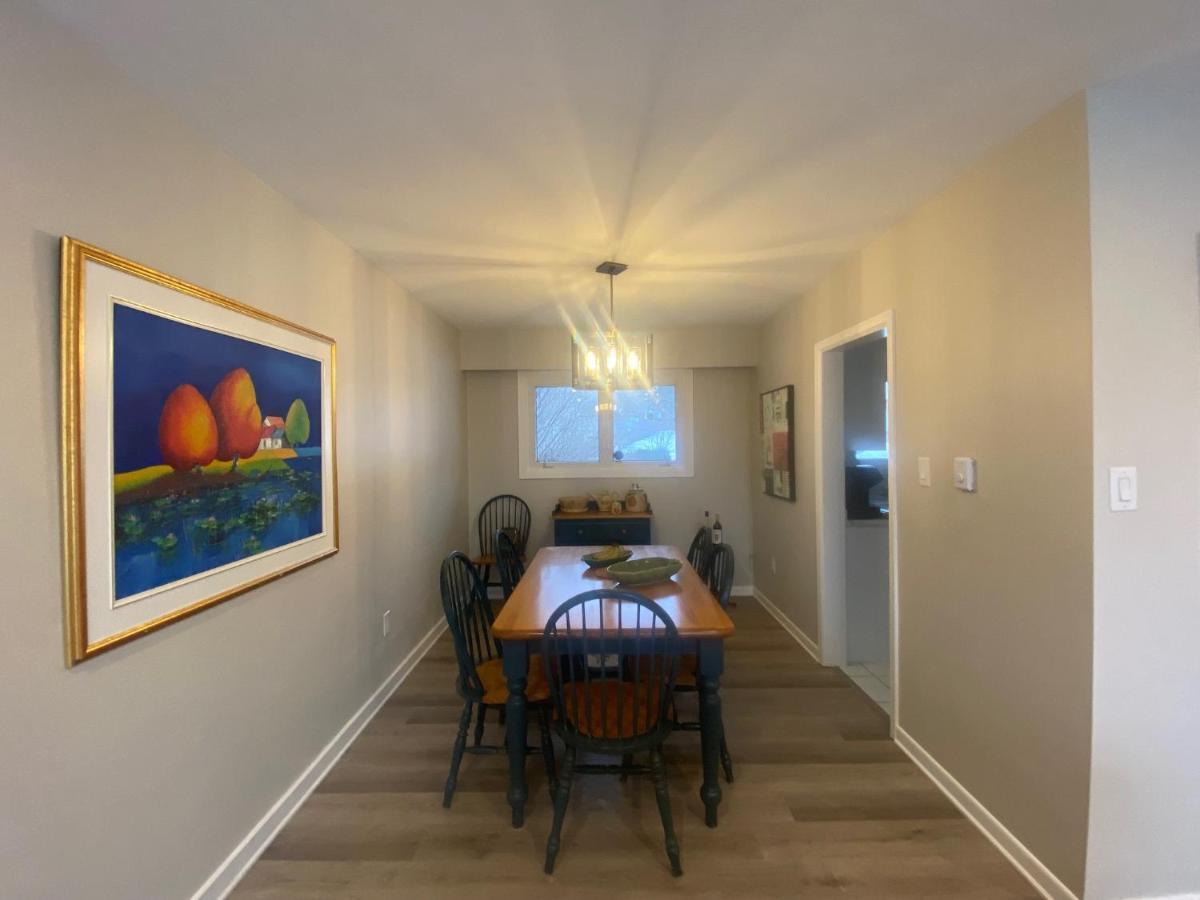Private Room Lakeview House- Westmount Монктон Екстер'єр фото
